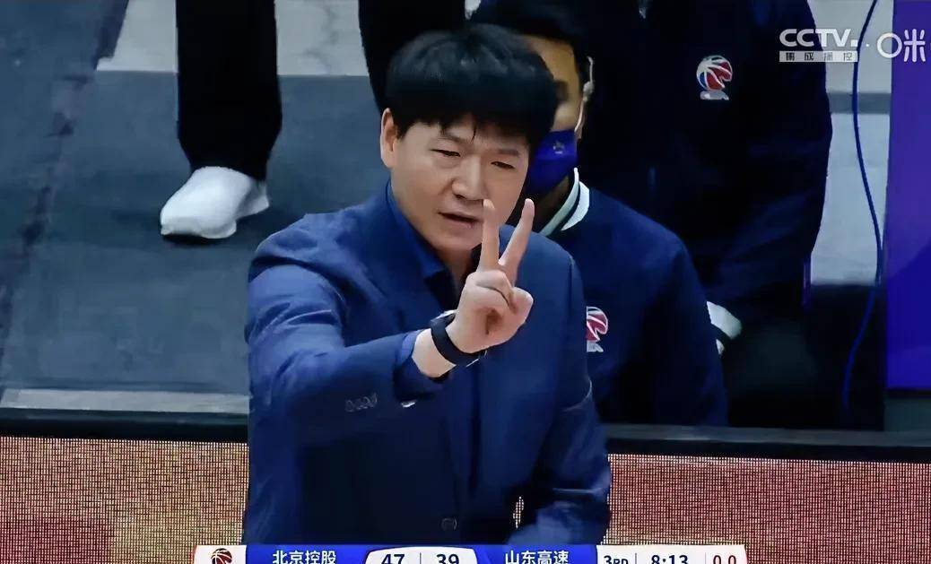 山东8493北控。本场比赛5大不可思议，3个不争的事实