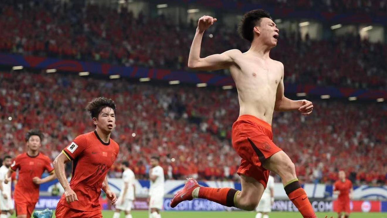 国足东亚杯名单:王钰栋刘诚宇在列 蒯纪闻首次入选