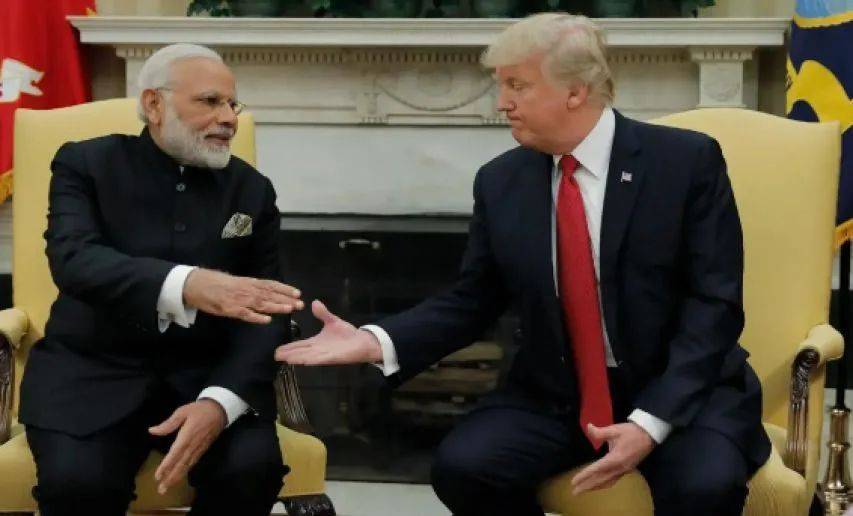 莫迪等了2天,没等到中方正式的邀请函,外交部回复一句话,印度心里很清楚什么意思