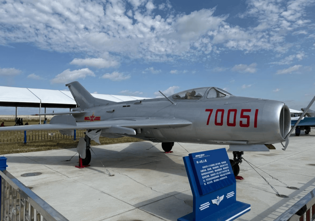 别把歼6无人机想简单了,空警500指哪炸哪,不只是消耗防空导弹