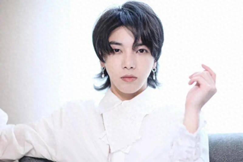 华晨宇演唱会 “活捉黄牛”,粉丝直呼:“干得漂亮”!