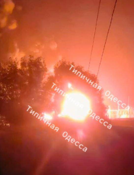 普京下狠手,俄军让乌克兰断水断电一片黑暗,一夜间炸回石器时代