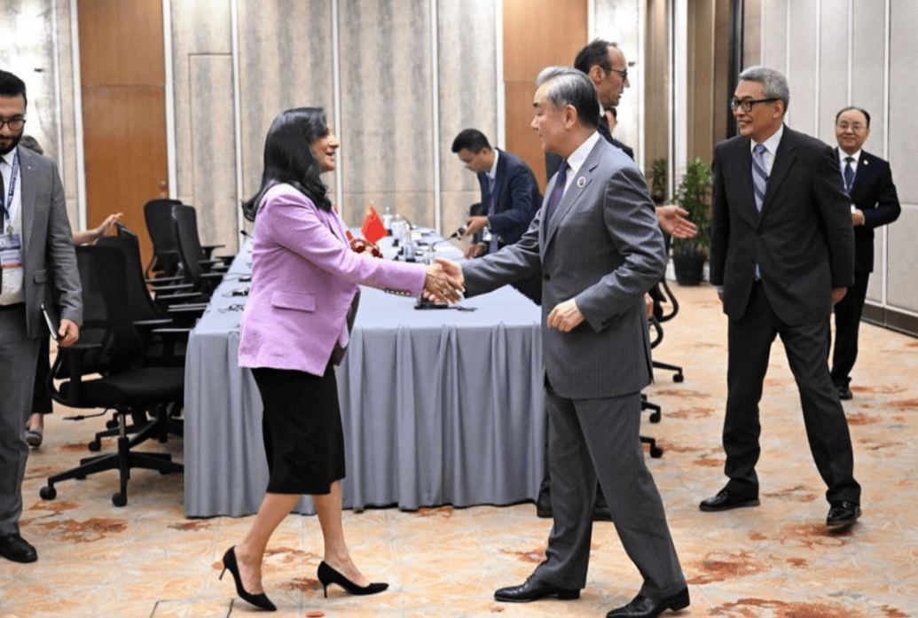 我大使干脆把话说透,想让中国取消关税,加拿大得先按中方说的办!