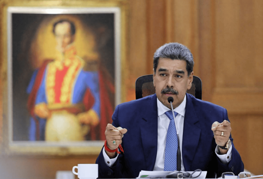 委内瑞拉发出投降请求,马杜罗用下台换取美国不动武,特朗普却无情拒绝